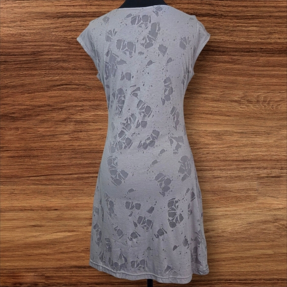 Merrell Gray Distressed Look Dress Size Small - Picture 2 of 6